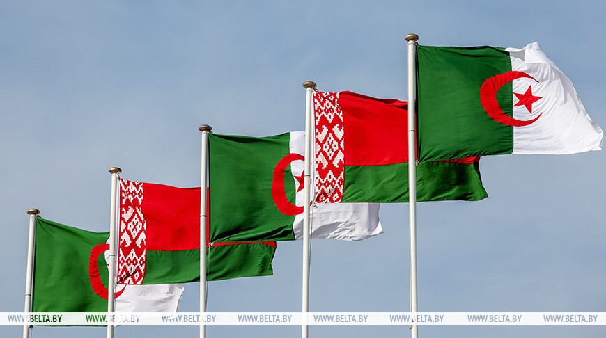 Совместное заявление об укреплении отношений дружбы и партнерства между Беларусью и Алжиром подписано главами государств.