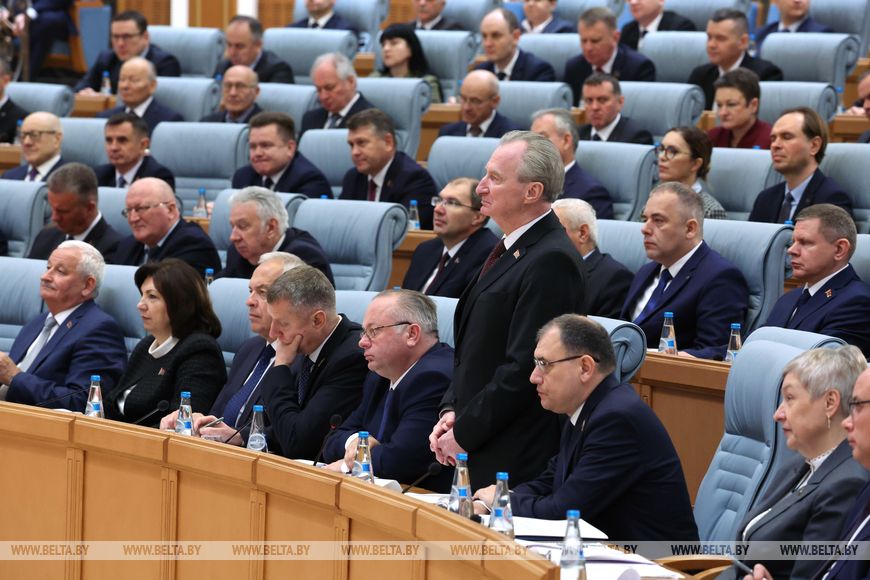 Запомните, не повысите его — никакого у вас статуса не будет. Статус — не зарплата и деньги. Это ваш уровень как ученого. Поэтому статус ученого ищите в себе.