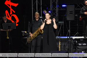 Впервые Елена Ваенга выступила с сольной программой в концертном зале «Витебск»
