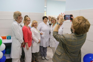 Александр Лукашенко поздравил работников здравоохранения с профессиональным праздником - Днем медицинских работников