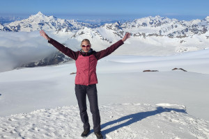 Витебчанка Анастасия Бараненкова покорила самую высокую горную вершину Европы — Эльбрус