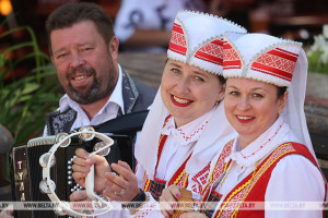 Баян-баттл, хоровая ассамблея, конкурс народного танца: чем удивят "Браславские зарницы"