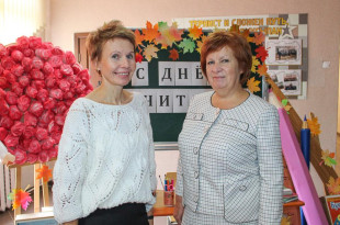 Торжества по случаю предстоящего Дня учителя прошли в Октябрьском районе Витебска