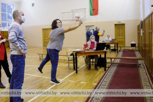 В Витебске провели областной турнир по дартcу среди работников здравоохранения