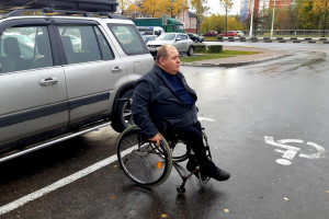 Как часто автомобилисты занимают парковочные места, предназначенные для людей с инвалидностью?