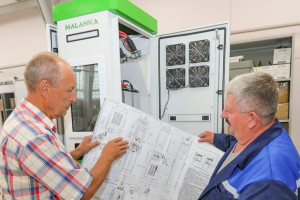 ОАО «Витязь» готовит к запуску новый участок порошкового окрашивания на производстве электрозарядных станций для электротранспорта