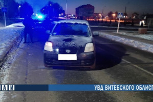 В Докшицах под колеса автомобиля попал семилетний мальчик