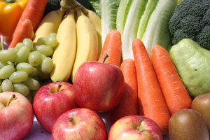 Почем нынче свежие овощи, фрукты и ягоды? Актуальные цены на на рынках Витебска