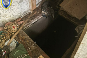 Пятилетняя девочка провалилась в затопленный подвал в Миорском районе. Она погибла