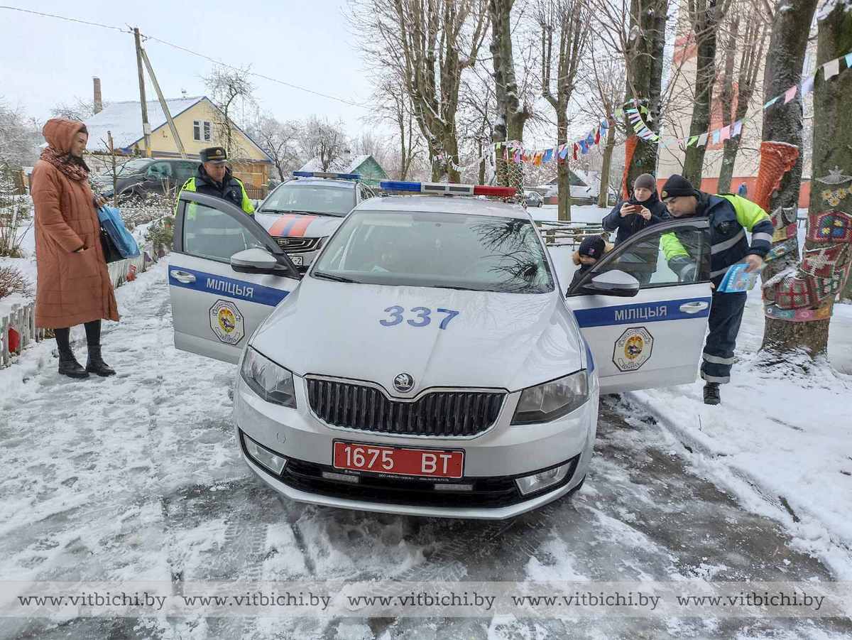 В канун Рождества офицеры силовых структур Оршанского гарнизона поздравили  детей-инвалидов с праздником