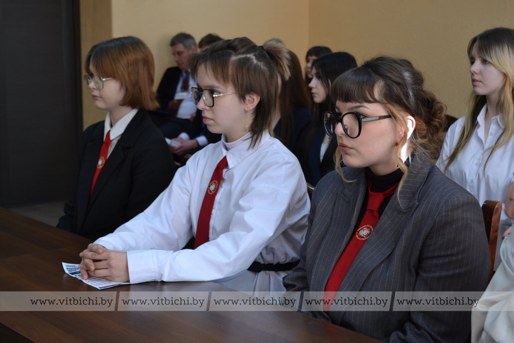 В Витебском филиале Международного университета «МИТСО» стартовал городской правовой турнир «Афина – 2026»