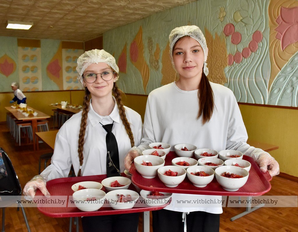 Эксперимент в столовой: первые обеденные успехи школьники в столовой