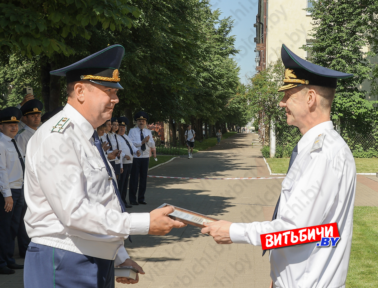 В Витебске сотрудники прокуратуры приняли присягу в день профессионального  праздника