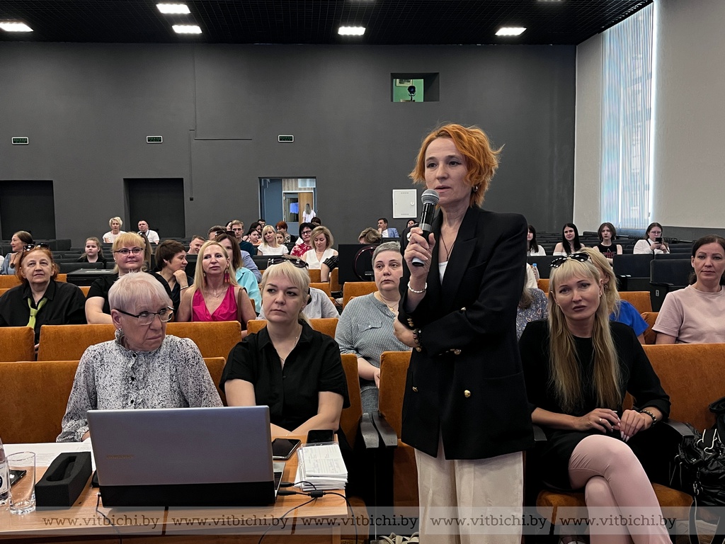 В Витебском государственном технологическом университете впервые прошла  публичная защита дипломных работ по специальности «Дизайн швейных изделий»