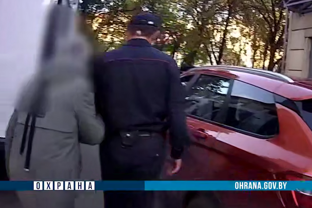 В Витебске потерялась пожилая женщина с деменцией: вернуться домой помогли охрановцы