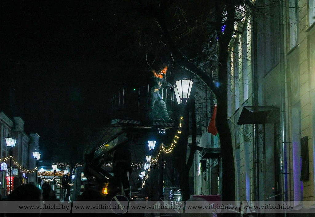 В Витебской области за полгода заменили почти 3 тыс. уличных фонарей В Витебской области за полгода заменили почти 3 тыс. уличных фонарей