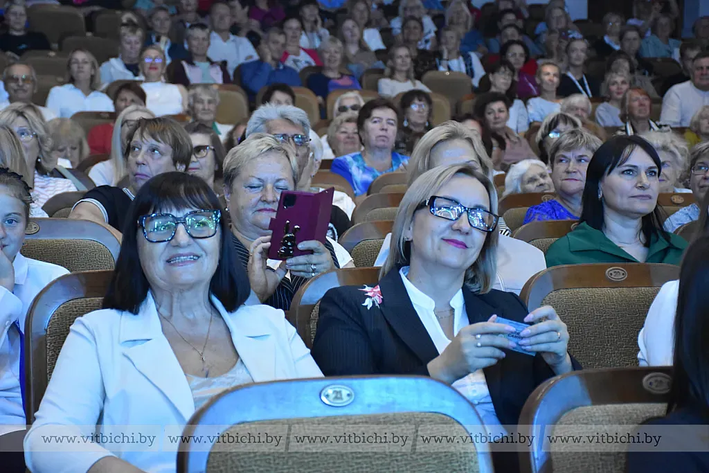 Гала-концерт "Кинотеатр "Александрия" собрал полный зал в Витебске