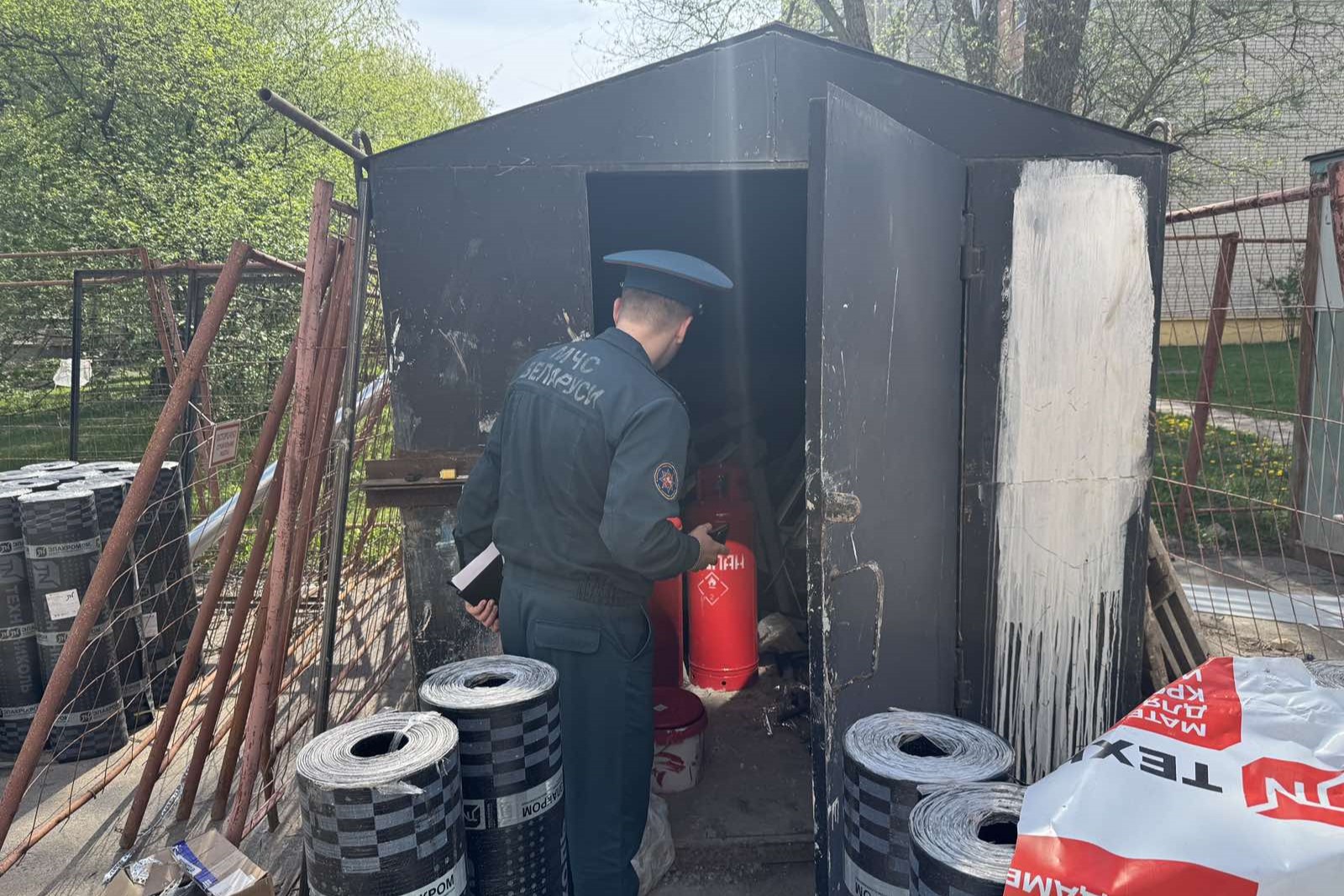 Спасатели проверили пожарную безопасность на строительных объектах в Витебске