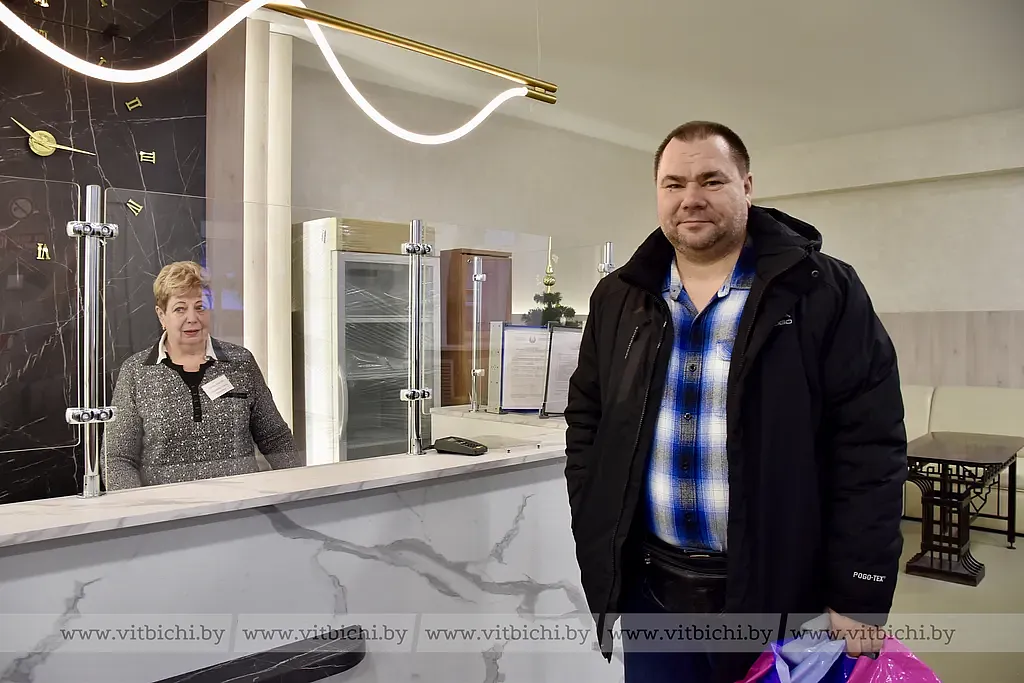 Все как один посетители заведения в разговоре отмечали заметные улучшения во внутреннем облике бани.