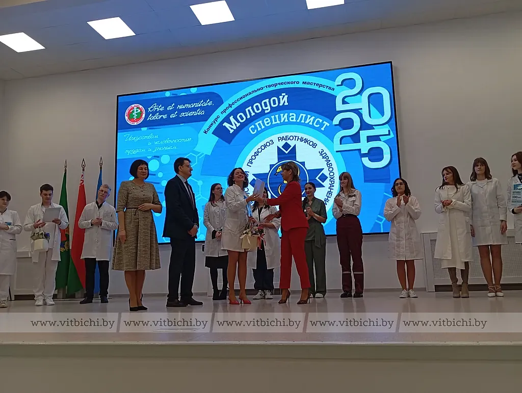 Жюри во главе с председателем областной организации отраслевого профсоюза Владимиром Плыткевичем пришлось нелегко, но на то и конкурс, чтобы победители были названы. Жюри во главе с председателем областной организации отраслевого профсоюза Владимиром Плыткевичем пришлось нелегко, но на то и конкурс, чтобы победители были названы.