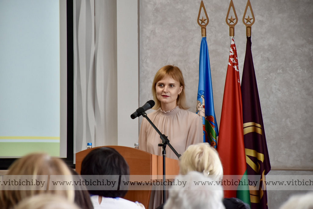 В Витебске состоялся городской интенсив для женщин «Венок приоритетов»