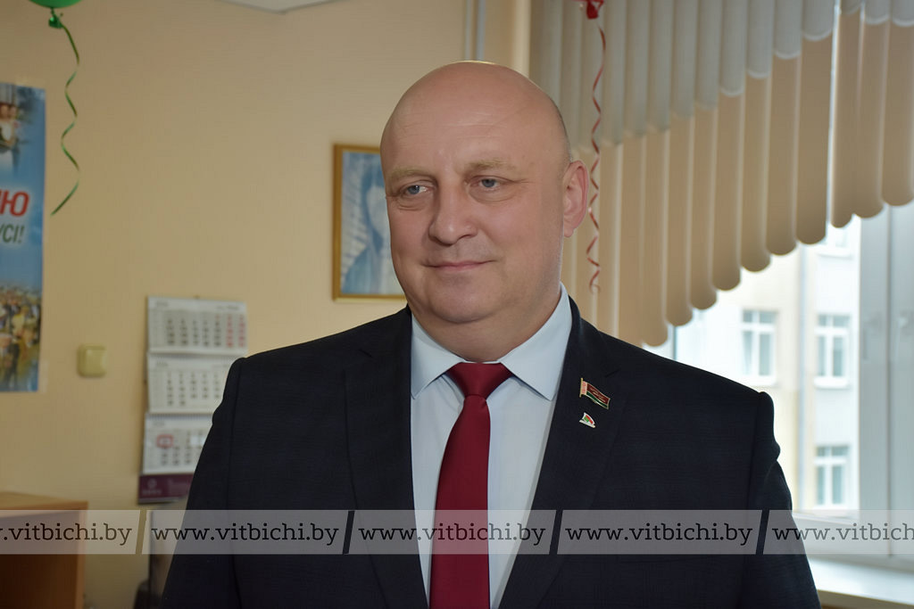 Председатель областного Совета депутатов, председатель областной организации РОО «Белая Русь» Дмитрий Демидов