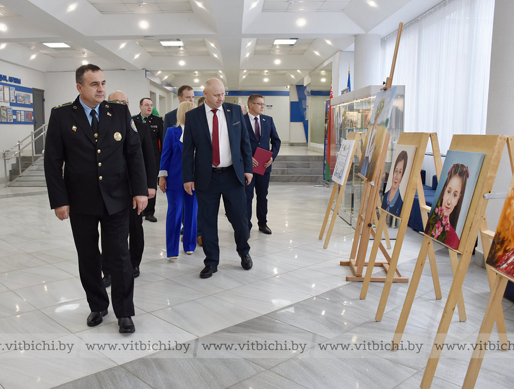 Более 80 налоговиков Витебщины отмечены наградами в канун профессионального праздника