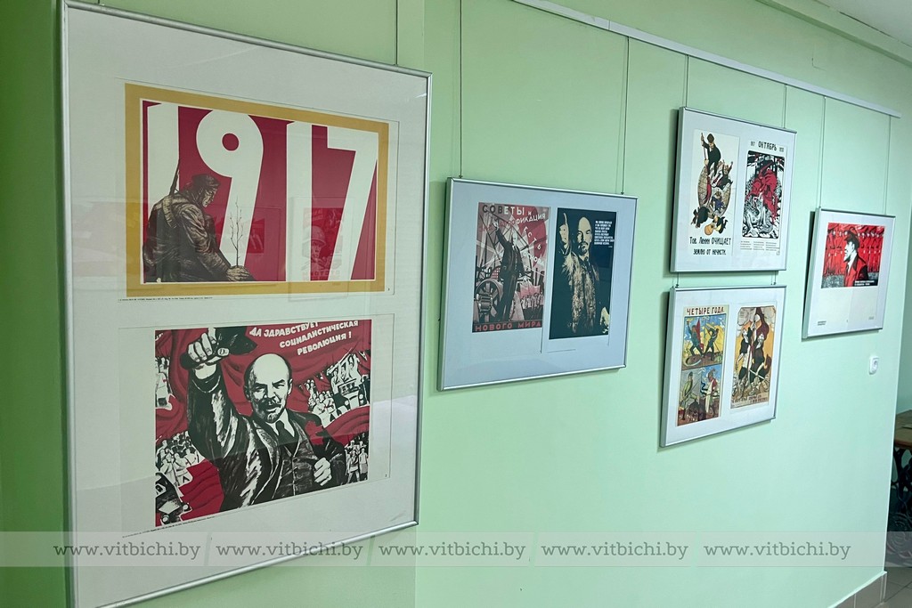 С легкой руки Самуила Маршака мы называем 7 Ноября красным днем календаря.