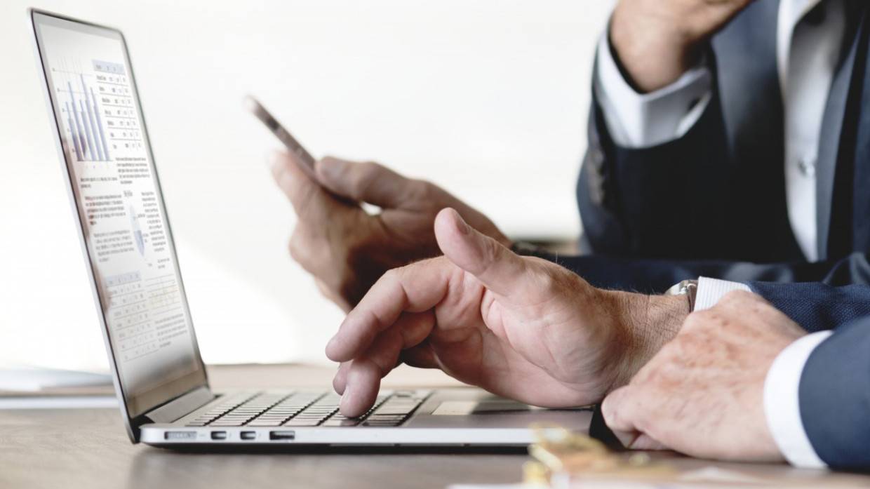 В Минтруда рассказали, как служба занятости помогает выпускникам получить опыт в профессии 