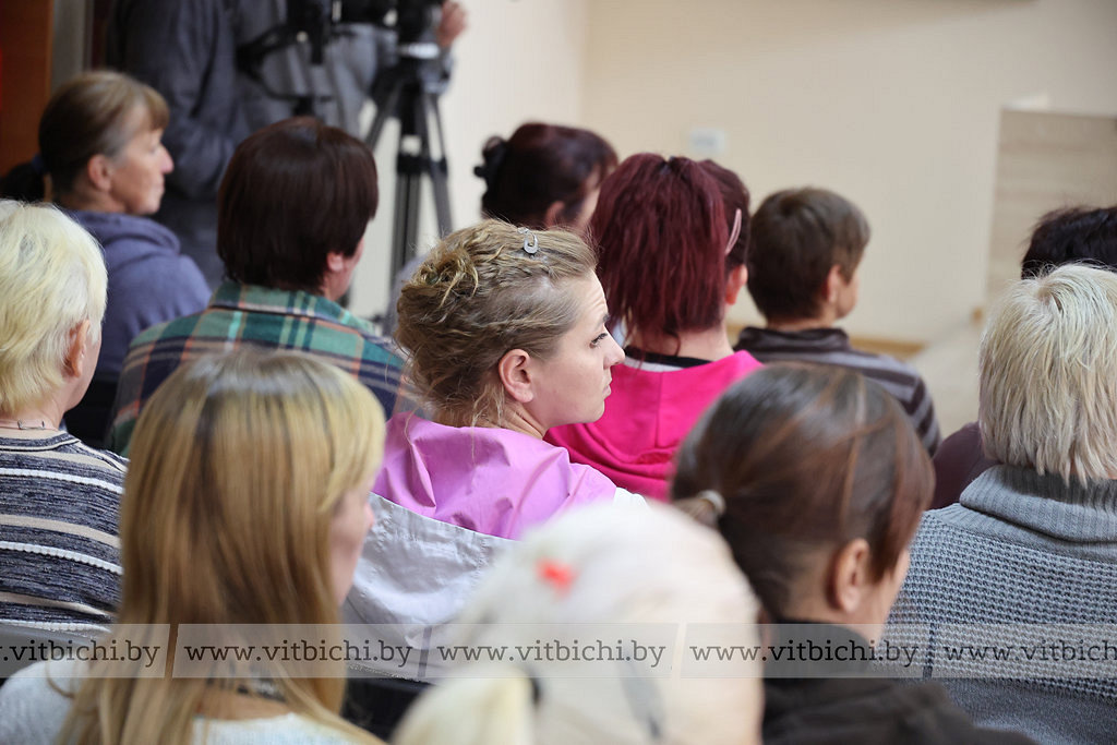 В Витебске Наталья Кочанова встретилась с женщинами, оказавшимися в сложной жизненной ситуации