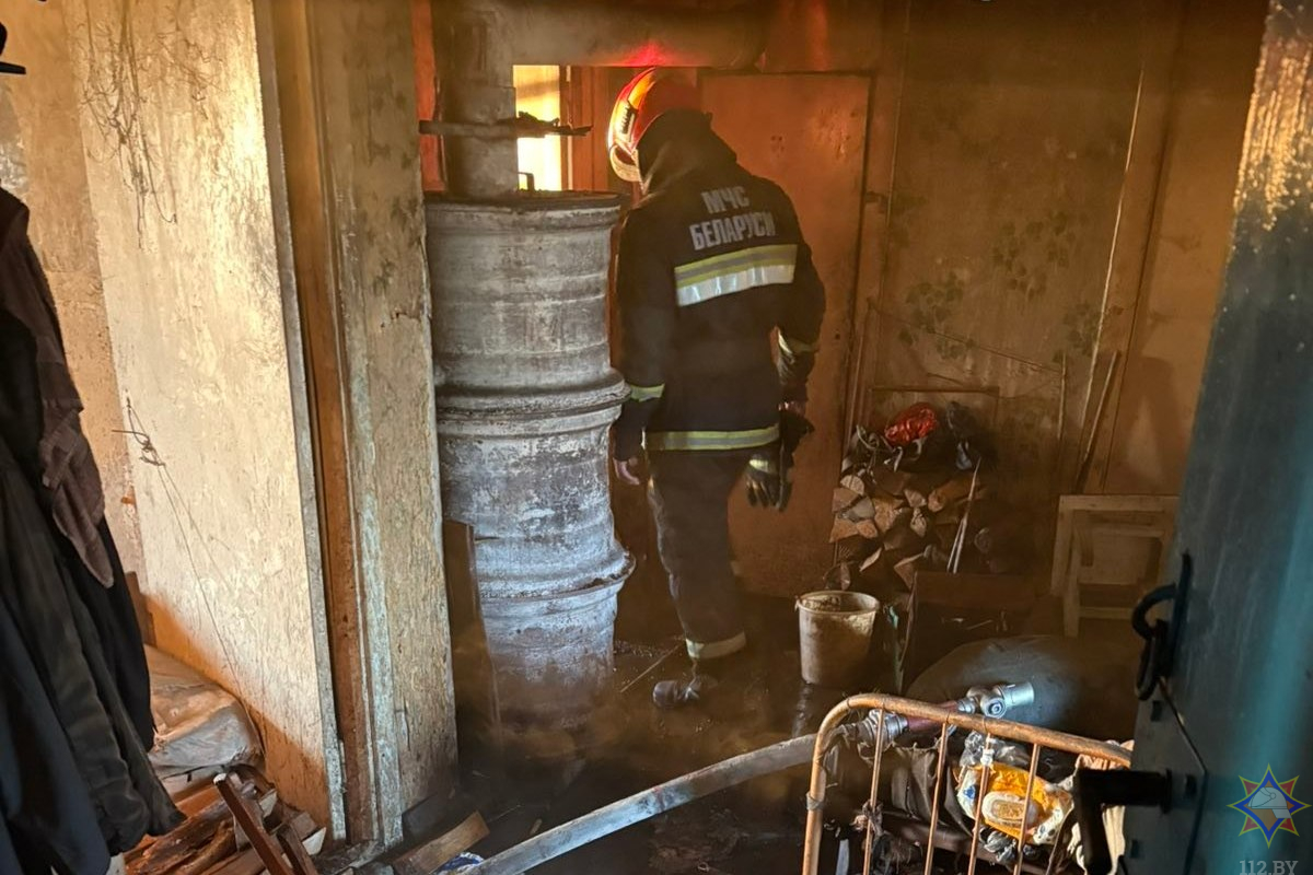 В Поставском районе при пожаре в квартире погиб мужчина