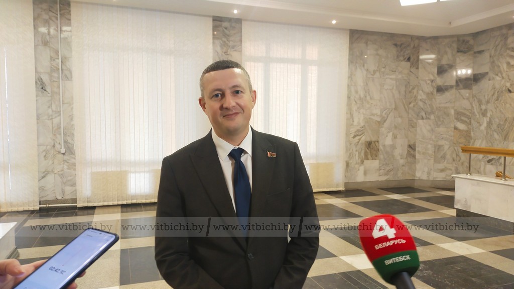 Максим Лысенко 