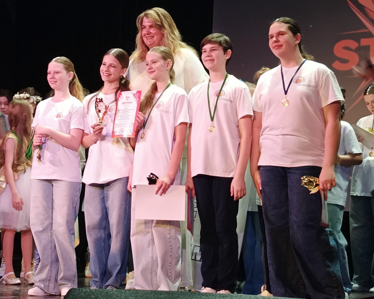 Артисты музыкального театра «Карамельки» привезли россыпь наград с международного конкурса в Москве «Карамельки»