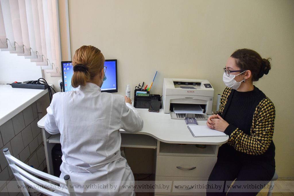 пациент на приеме у врача