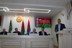 Снизить количество жалоб и повысить качество: какие задачи поставили перед ЖКХ Витебского района