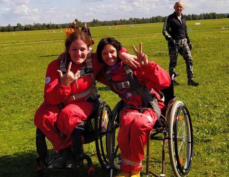 Оршанка заняла первое место на танцевально-парашютном фестивале молодых инвалидов-колясочников