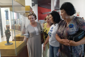 Витебчанки посетили музей Славы и перешли вброд Голубую криницу на Могилевщине
