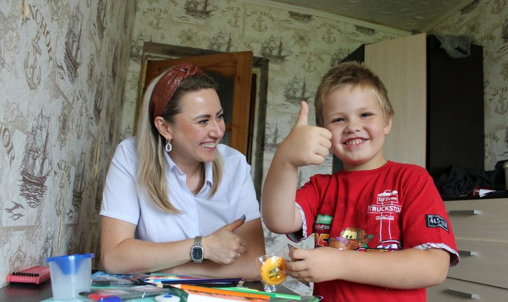 От чистого сердца для крепких знаний - многодетным семьям Витебского района со сборами в школу помогают профсоюзы