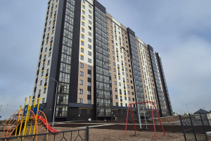 Впервые в Витебске прошел квартирный аукцион. Жилье продавалось в высотке с термометром на фасаде