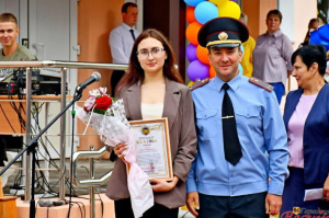 Сотрудники правоохранительных органов Витебщины вручили благодарности за военно-патриотическое воспитание учащихся