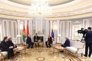 Лукашенко: Венесуэлу очень уважают в мире за мужество и стойкость в отстаивании суверенитета и независимости