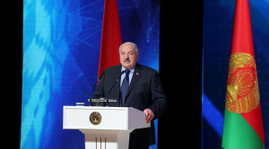 Лукашенко призвал без стеснения усилить пропаганду и контрпропаганду