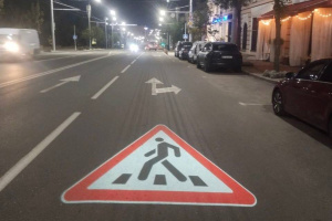 В Витебске на улице Ленина появилась проекция дорожного знака