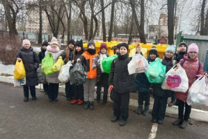 В Витебске школьники сдают вторсырье ради помощи приюту «Добрик»