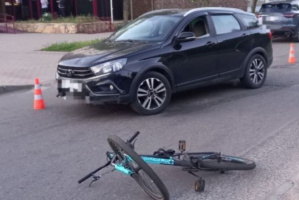 В Новополоцке ребенок-велосипедист попал под машину