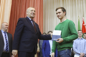 В Городокском государственном аграрно-техническом колледже вручили дипломы выпускникам-2024