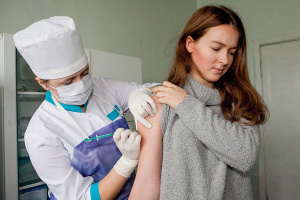 Прививайся, будь здоров! Массовая прививочная кампания от гриппа идет в Витебской области