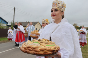 В Витебском районе сегодня проходит районный фестиваль-ярмарка тружеников села «Дажынкі-2024» - Большой фоторепортаж