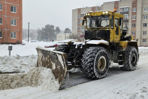 ОАО «Доломит» помогает расчищать микрорайон Руба от последствий циклона