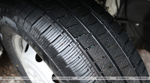 Зимние шины с 1 декабря должны быть установлены на всех колесах авто